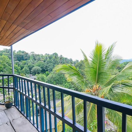 Blue Haven Guest House Канди Экстерьер фото