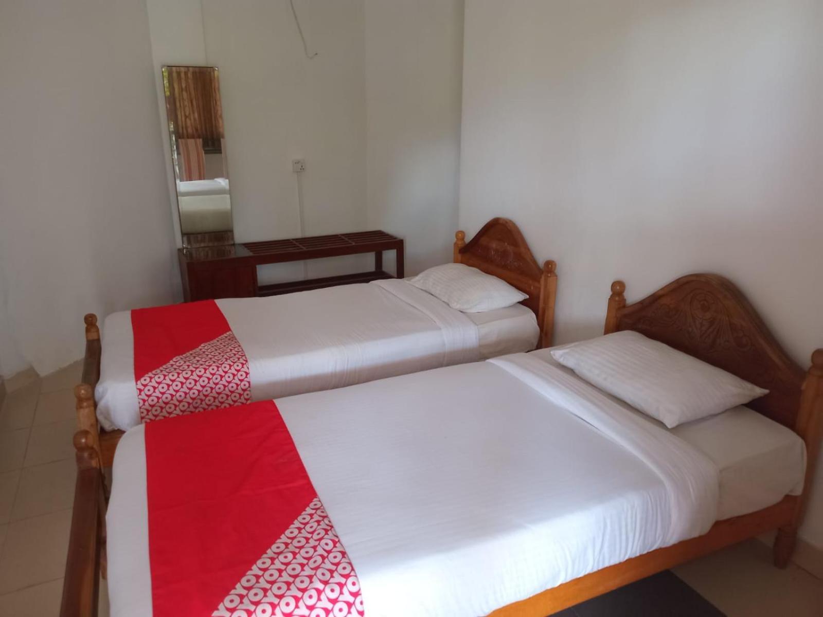 Blue Haven Guest House Канди Экстерьер фото