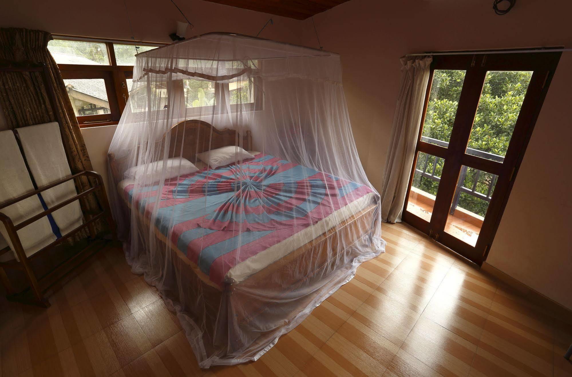Blue Haven Guest House Канди Экстерьер фото