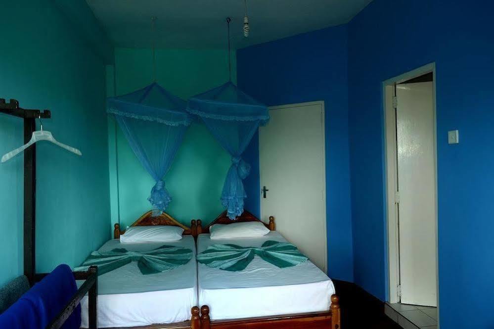 Blue Haven Guest House Канди Экстерьер фото