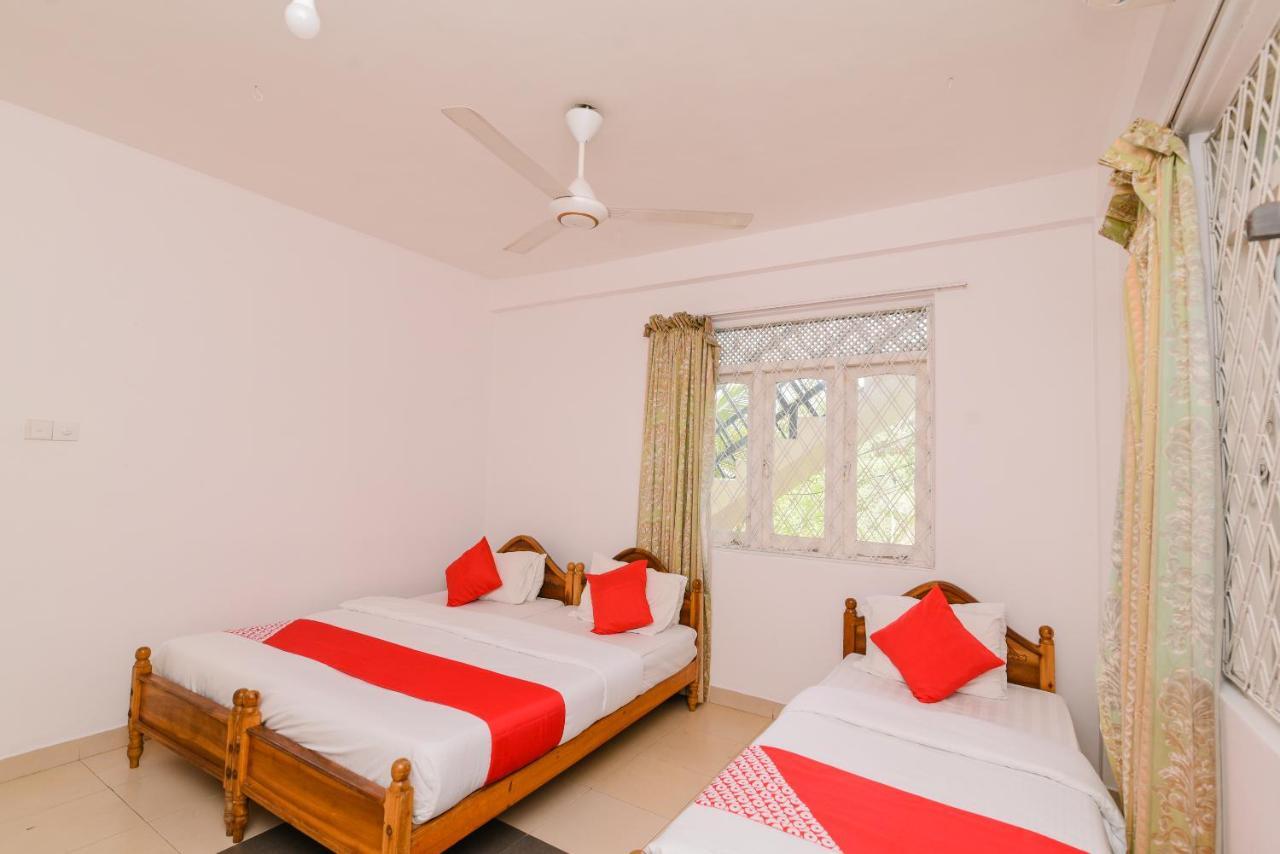 Blue Haven Guest House Канди Экстерьер фото