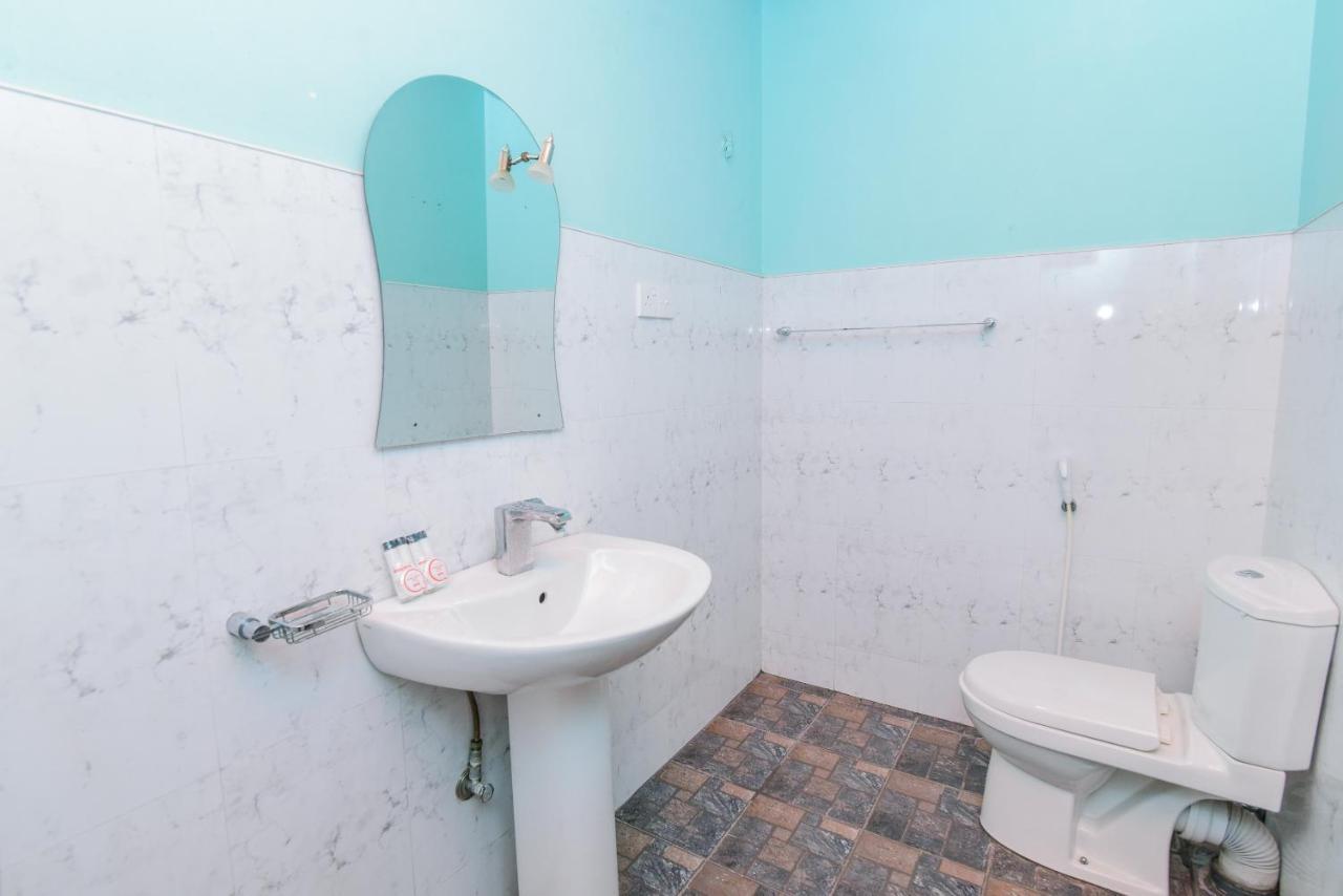 Blue Haven Guest House Канди Экстерьер фото