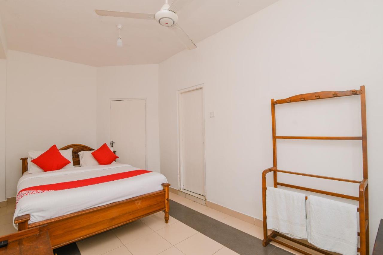 Blue Haven Guest House Канди Экстерьер фото