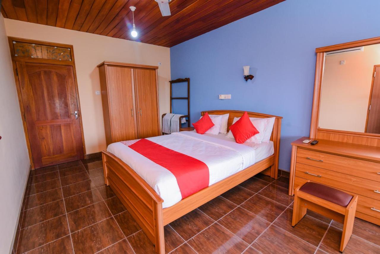 Blue Haven Guest House Канди Экстерьер фото