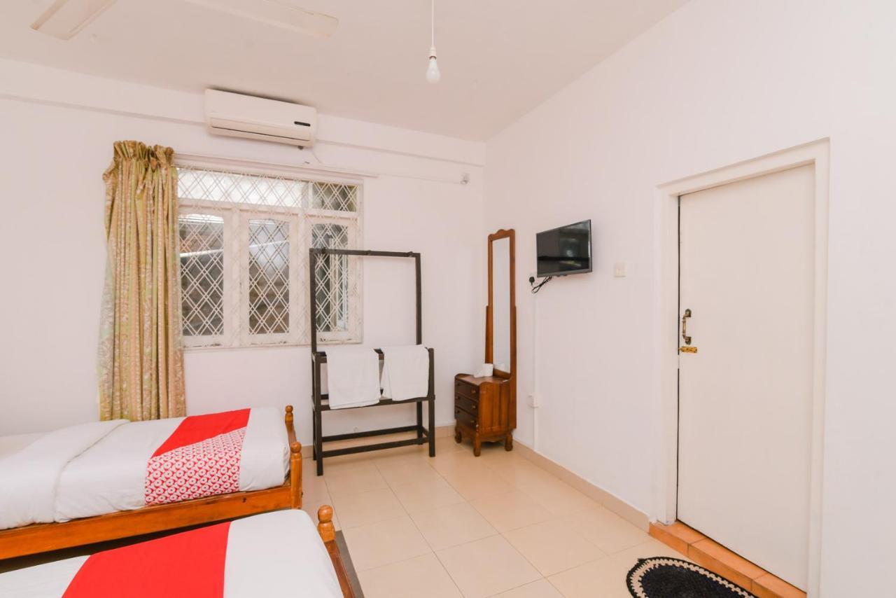 Blue Haven Guest House Канди Экстерьер фото